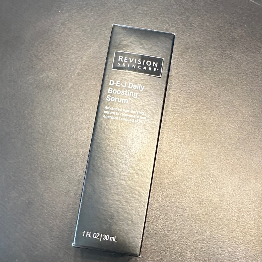 Revision Skincare D·E·J Daily Boosting Serum - NIB